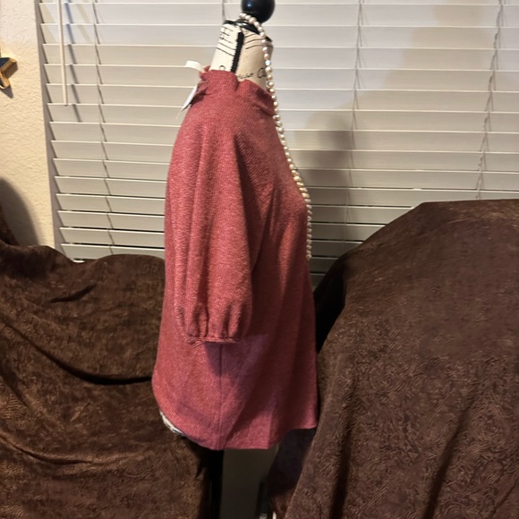 Sweater - Picture 4 of 4